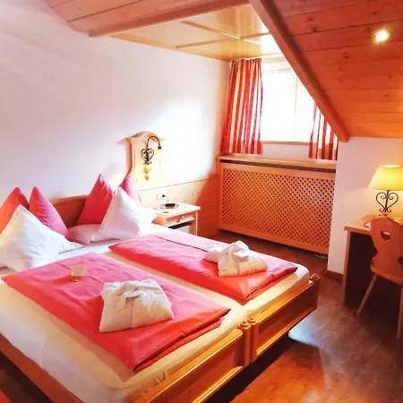 Holzer Hotel