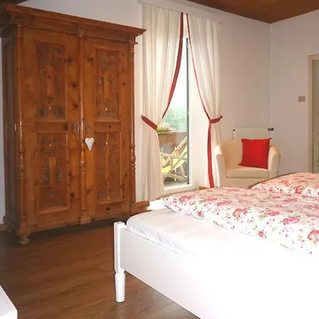 Hotel Holzer