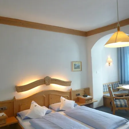 Hotel Holzer Sexten